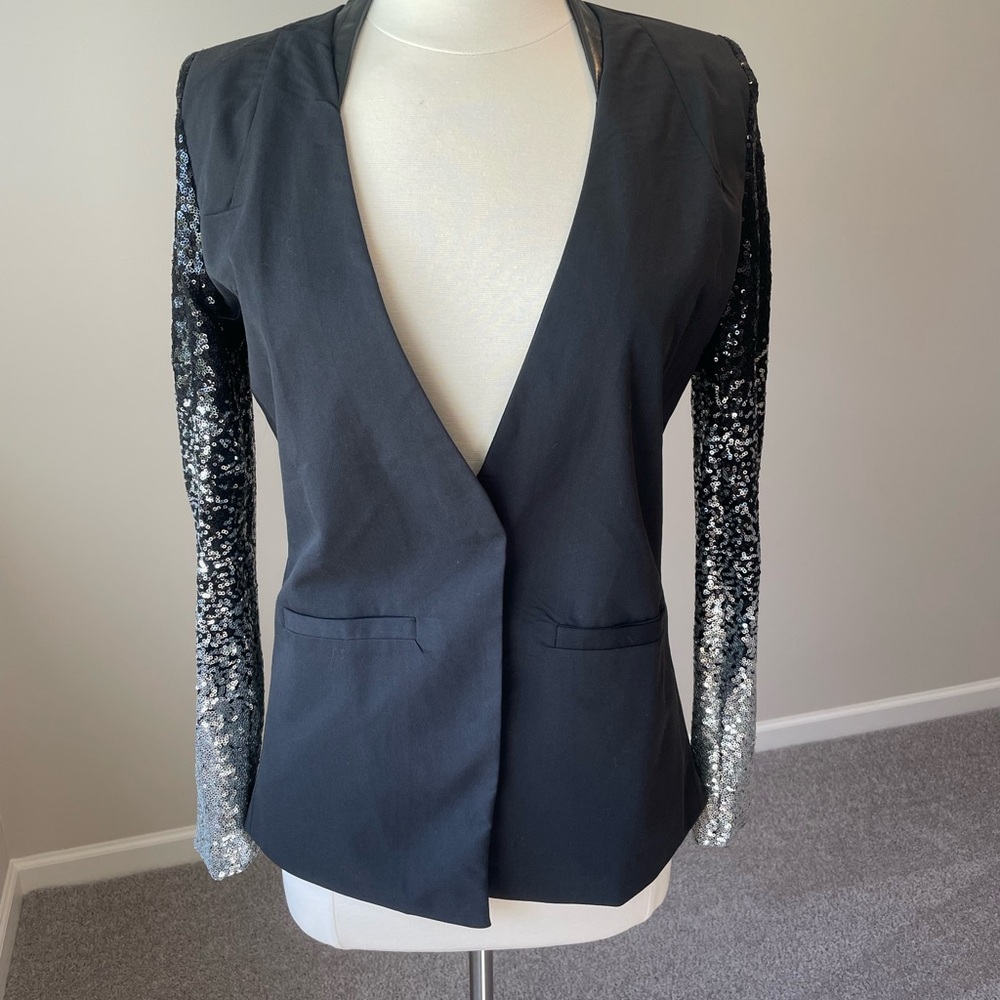 HAODUOYI Black and Silver Sequin Blazer